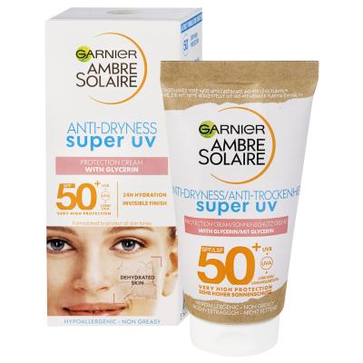 Garnier Ambre Solaire Sensitive Advanced SPF50+ Fényvédő készítmény arcra 50 ml