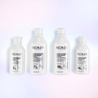 Redken Acidic Bonding Concentrate Sampon nőknek 300 ml