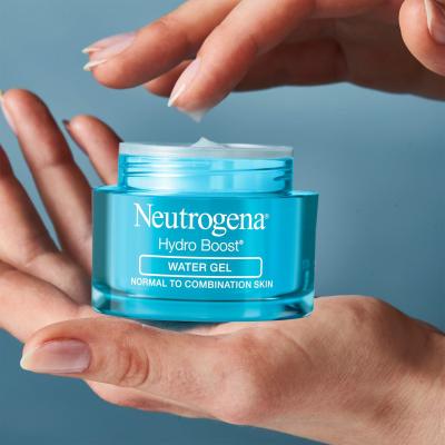 Neutrogena Hydro Boost Ajándékcsomagok Hydro Boost Water Gel nappali arcgél 50 ml + Hydro Boost Sleeping Cream éjszakai arckrém 50 ml