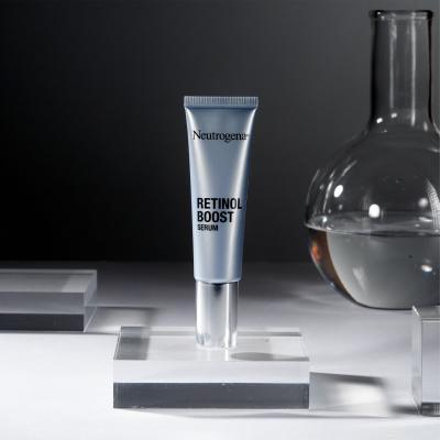 Neutrogena Retinol Boost Serum Arcszérum 30 ml