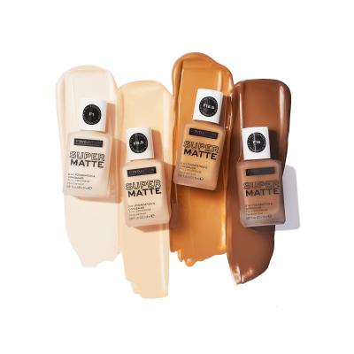 Revolution Relove Super Matte 2 in 1 Foundation &amp; Concealer Alapozó nőknek 24 ml Változat F1