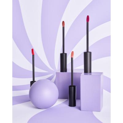 Essence 8h Matte Liquid Lipstick Rúzs nőknek 2,5 ml Változat 08 Dark Berry