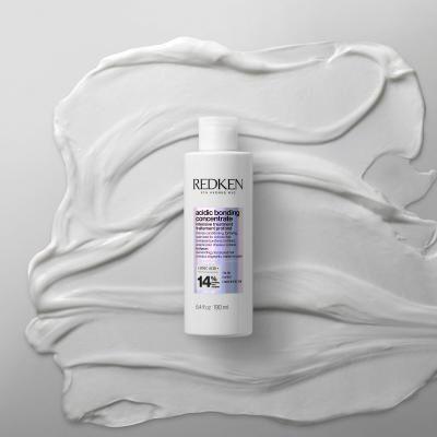 Redken Acidic Bonding Concentrate Intensive Treatment Hajpakolás nőknek 150 ml