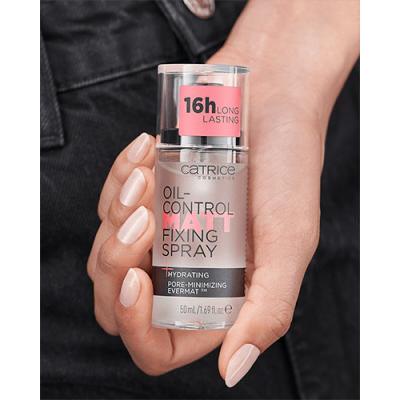 Catrice Oil-Control Matt Fixing Spray Sminkfixáló nőknek 50 ml