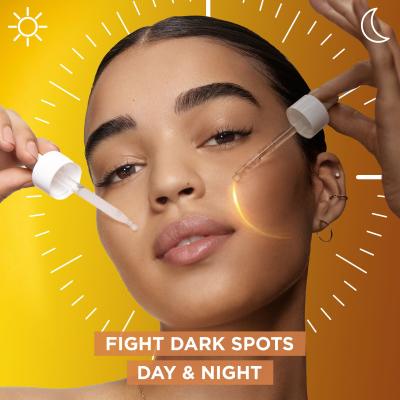 Garnier Skin Naturals Vitamin C Ajándékcsomagok Skin Naturals Vitamin C Brightening Super Serum nappali arcszérum 30 ml + Skin Naturals Vitamin C Brightening Night Serum éjszakai arcszérum 30 ml