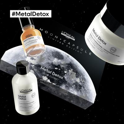 L&#039;Oréal Professionnel Metal Detox Moon Capsule Limited Edition Ajándékcsomagok Metal Detox Professional Shampoo sampon 300 ml + Metal Detox Professional Mask hajpakolás 250 ml + Metal Detox Professional Concentrated Oil hajápoló olaj 50 ml