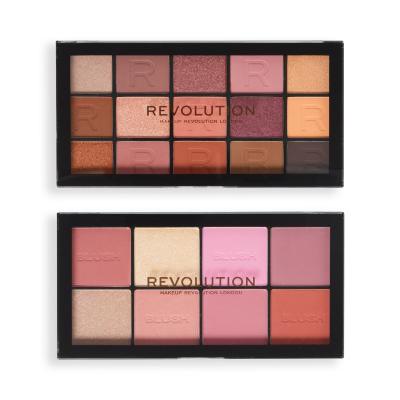 Makeup Revolution London Pink Moments Face &amp; Eye Gift Set Ajándékcsomagok Blush Palette pirosító és highlighter paletta 16 g Lover + Reloaded Eyeshadows Palette szemhéjfesték paletta 16,5 g Romance