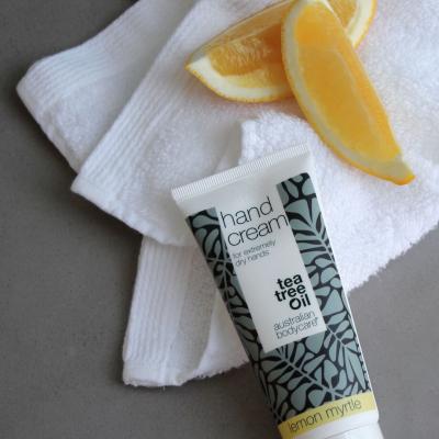 Australian Bodycare Tea Tree Oil Hand Cream Lemon Myrtle Kézkrém nőknek 100 ml