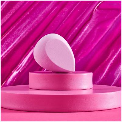 Essence Make-Up &amp; Baking Sponge Applikátor nőknek 1 db Változat 01 Dab &amp; Blend