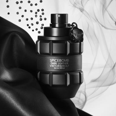 Viktor &amp; Rolf Spicebomb Dark Leather Eau de Parfum férfiaknak 50 ml