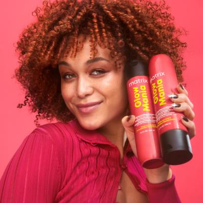 Matrix Glow Mania Shampoo Sampon nőknek 300 ml