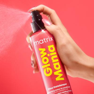 Matrix Glow Mania Glow Gatekeeper Leave-In Conditioner Öblítést nem igénylő hajápoló nőknek 250 ml