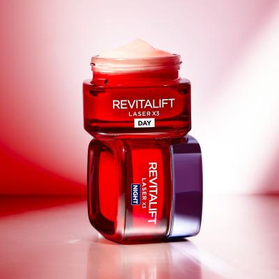 L&#039;Oréal Paris Revitalift Laser X3 Night Cream Éjszakai szemkörnyékápoló krém nőknek 50 ml