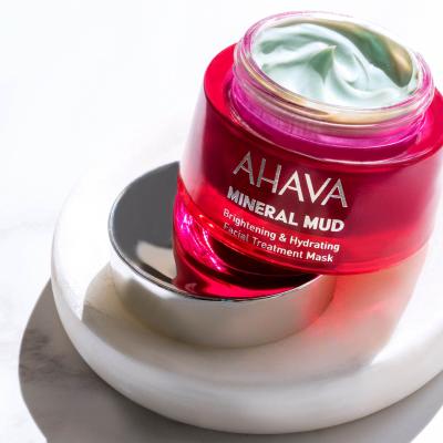 AHAVA Mineral Mud Brightening &amp; Hydrating Arcmaszk nőknek 50 ml